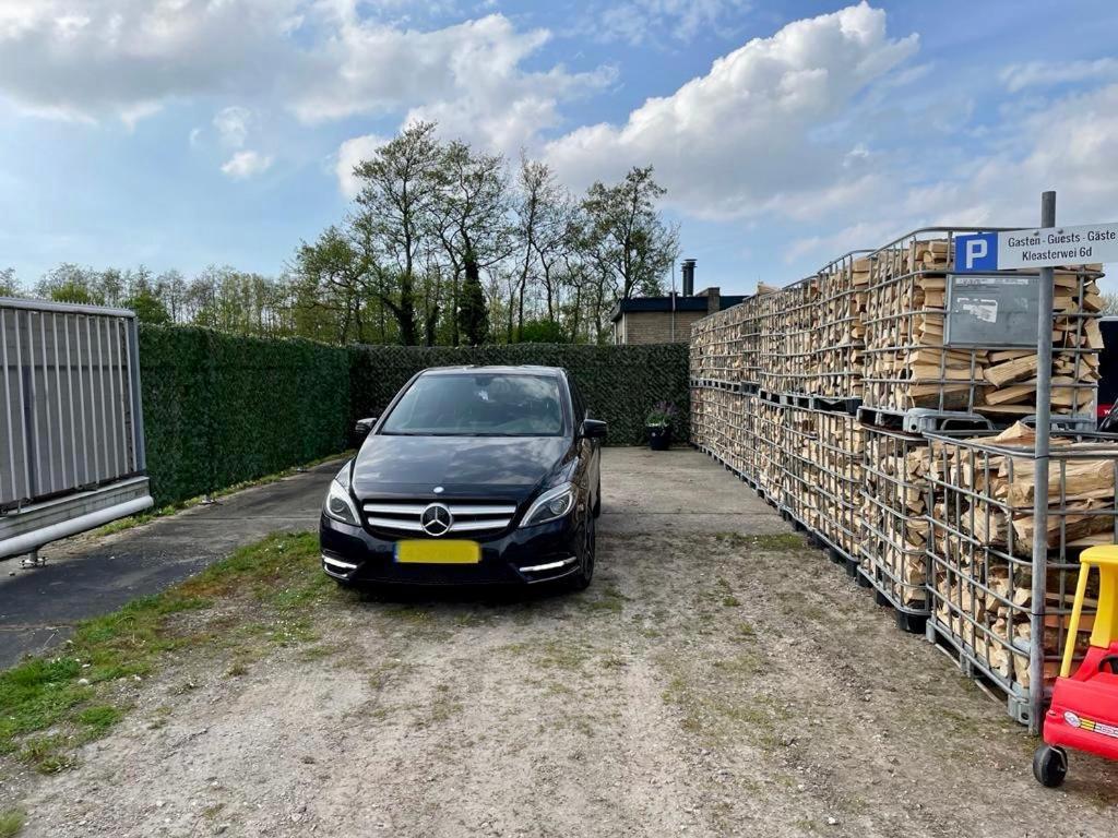 Gastfabriek Tzummarum エクステリア 写真